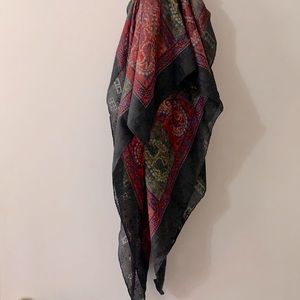 YSL YVES ST LAURENT Foulard Scarf